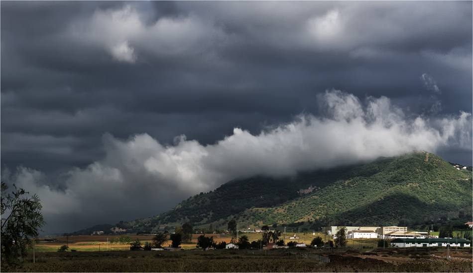 !NUBES BAJAS!!