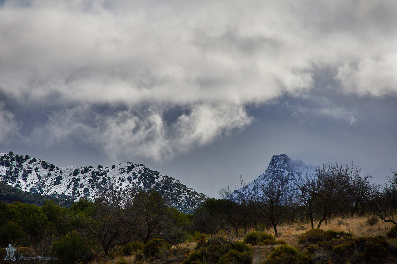 Nubes de tormenta sobre el Trevenque