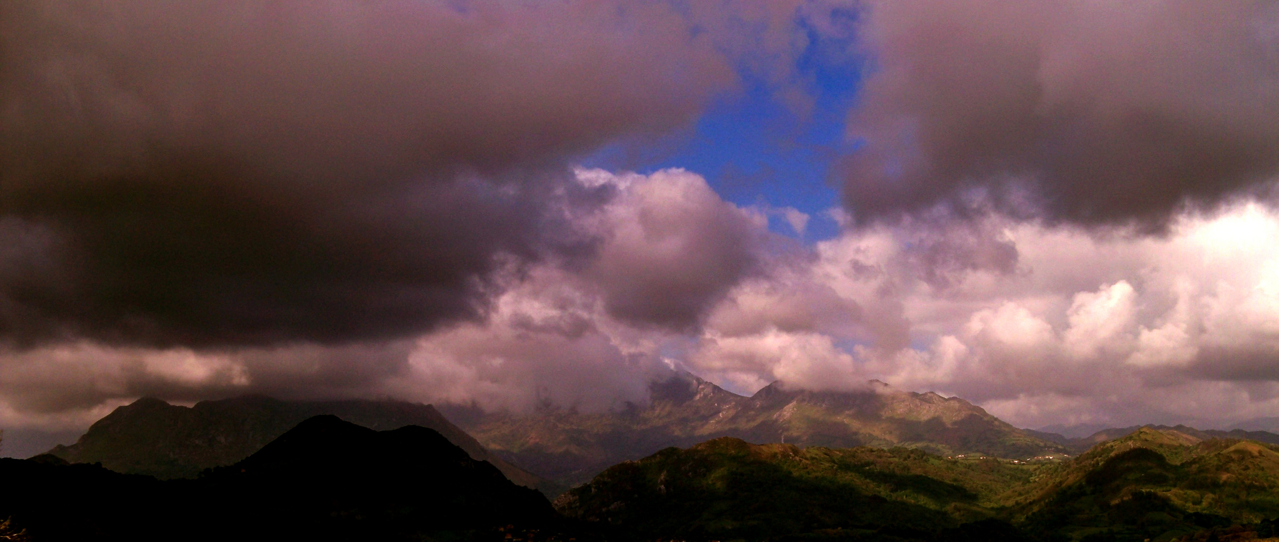 Nubes y Claros