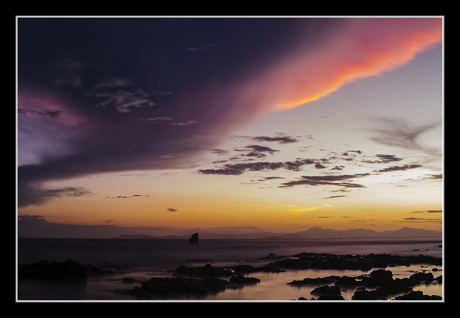 Nubes y rocas