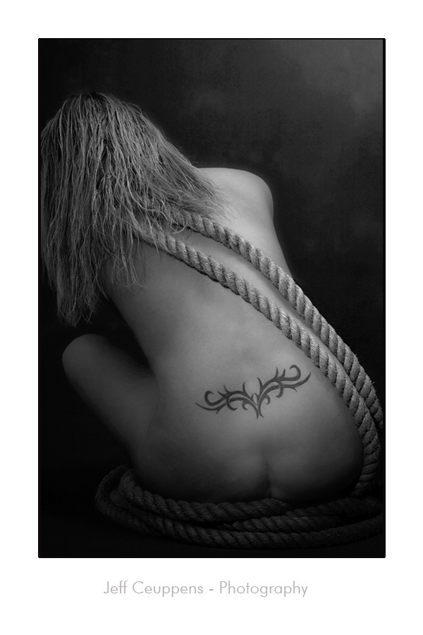 Nude With Rope