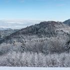 Nürburg und hohe Acht im Schneekleid