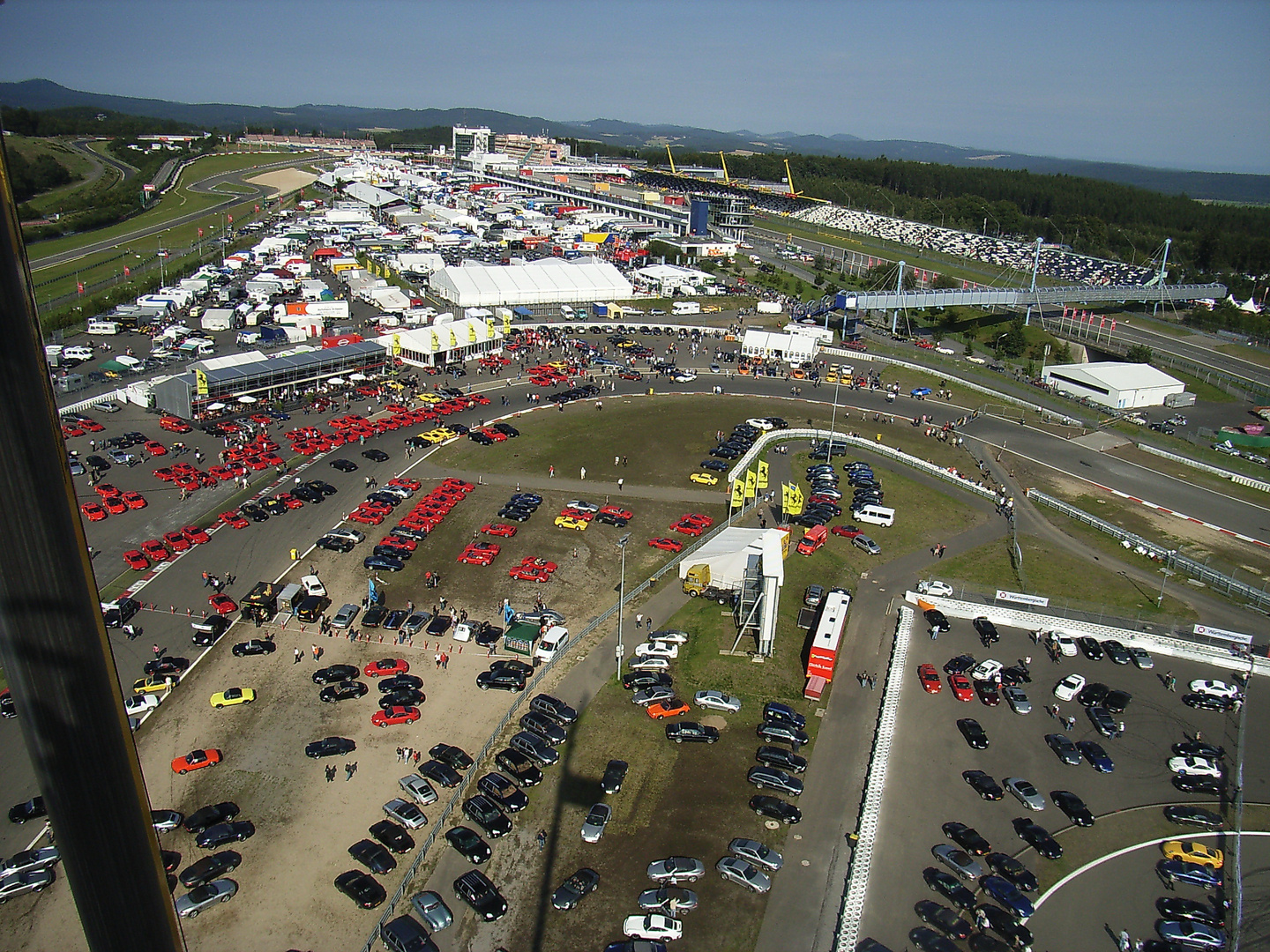 Nürburgring aus luftiger Höhe