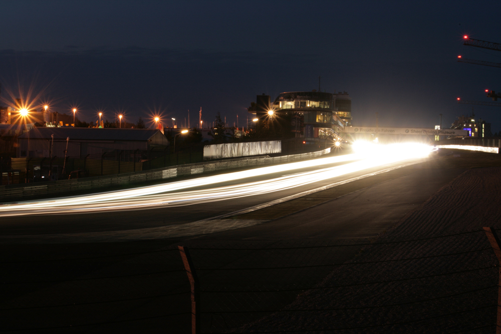 Nürburgring bei Nacht