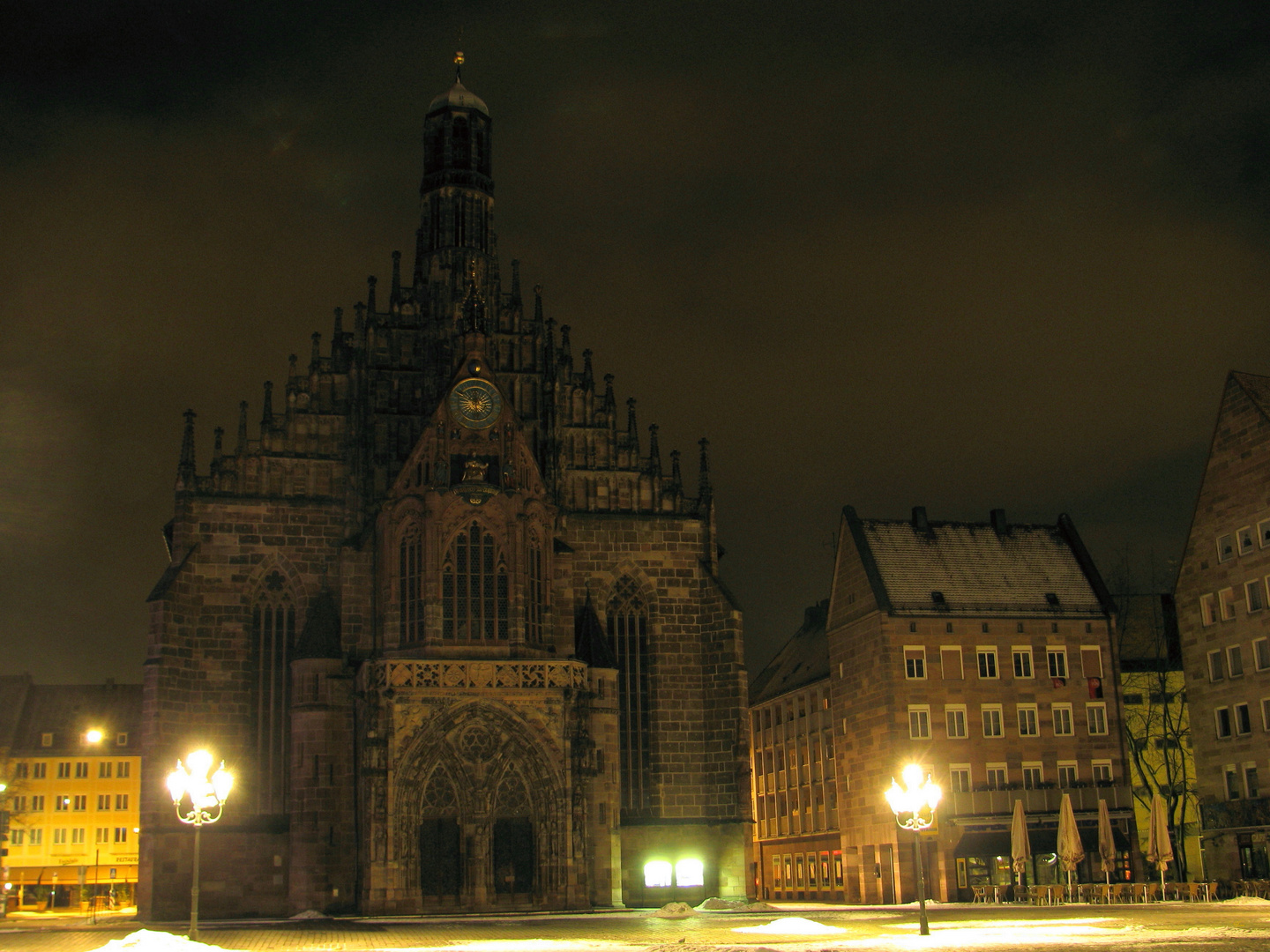 Nürnberg: Hauptmarkt / Frauenkirche-01