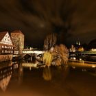 Nürnberg im nächtlichen Spiegel der Pegnitz