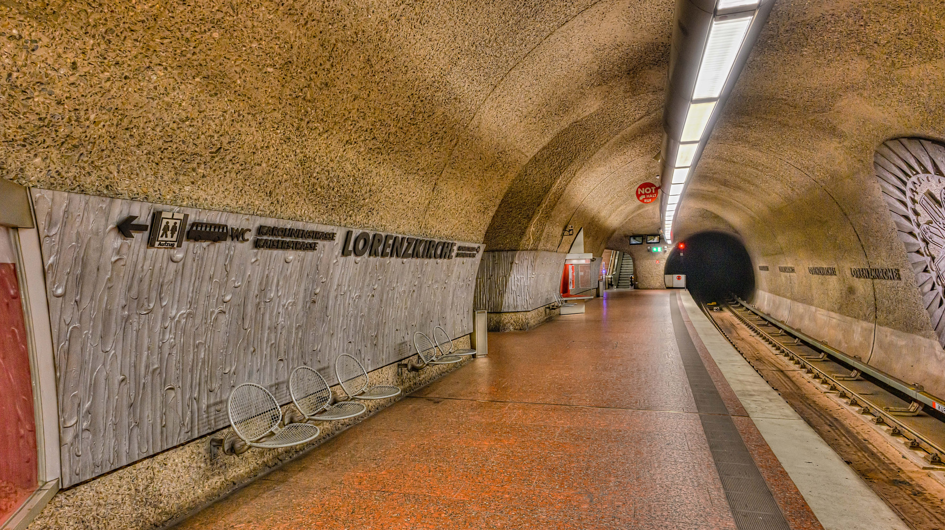 Nürnberg, Linie U1, Station 'Lorenzkirche'