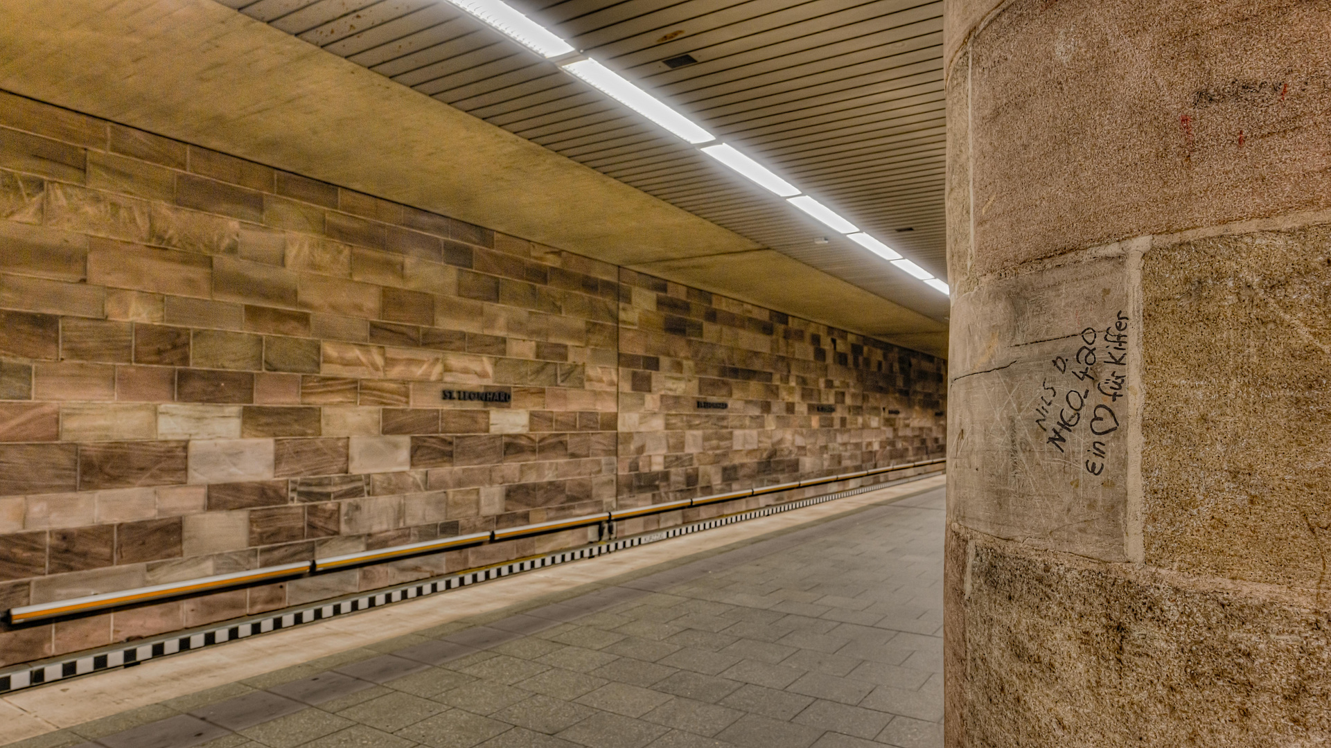 Nürnberg, Linie U2, Station 'St. Leonhard'