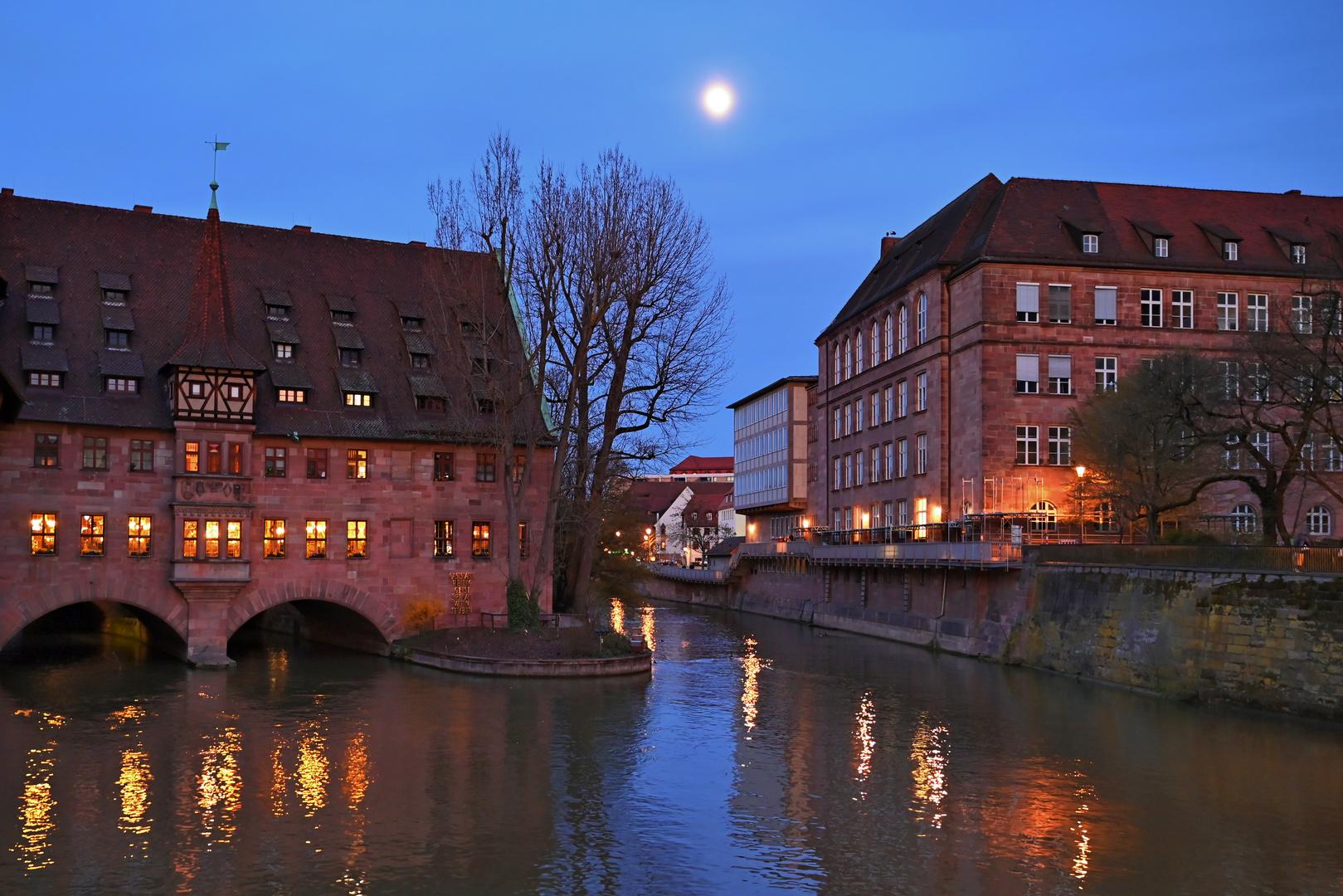 Nürnberg Museumsbrücke Blick nach Osten