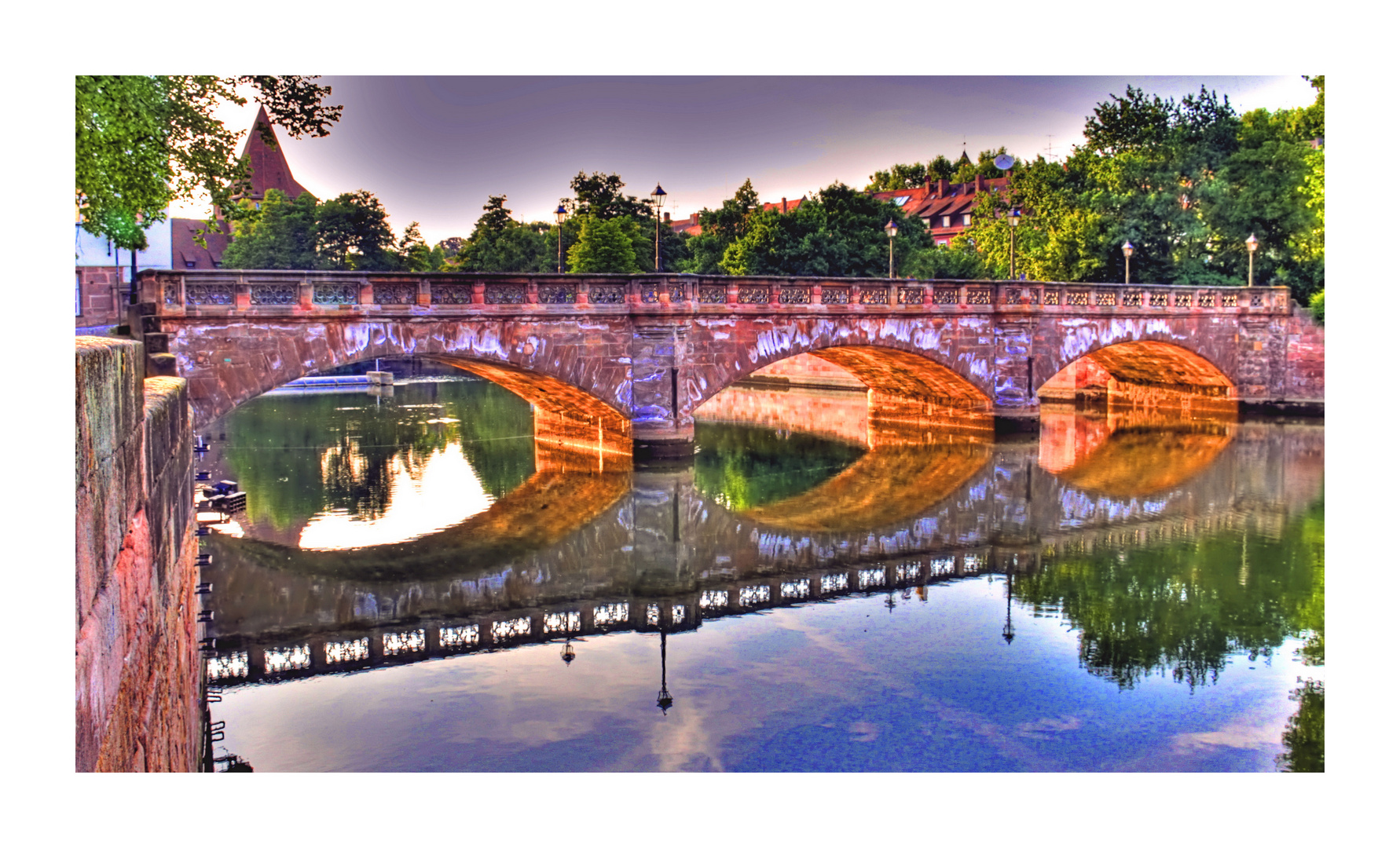 Nürnberger Brücke - Spiegelung