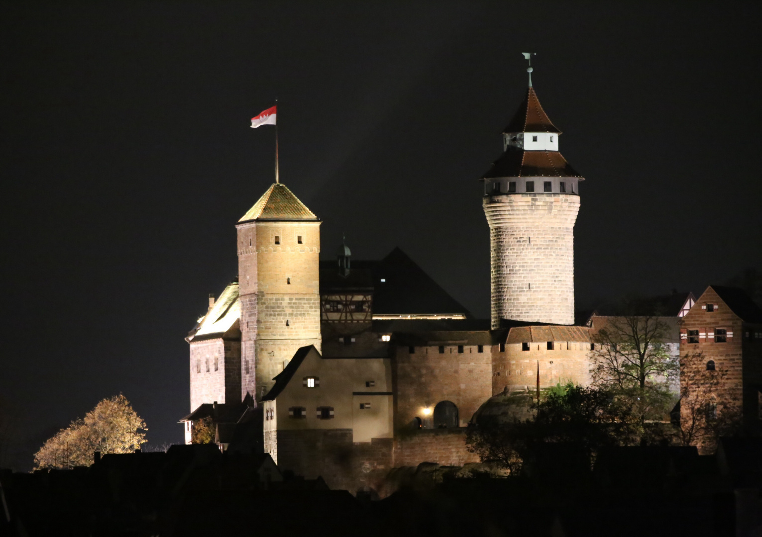 Nürnberger Burg Foto & Bild | architektur, architektur bei ...