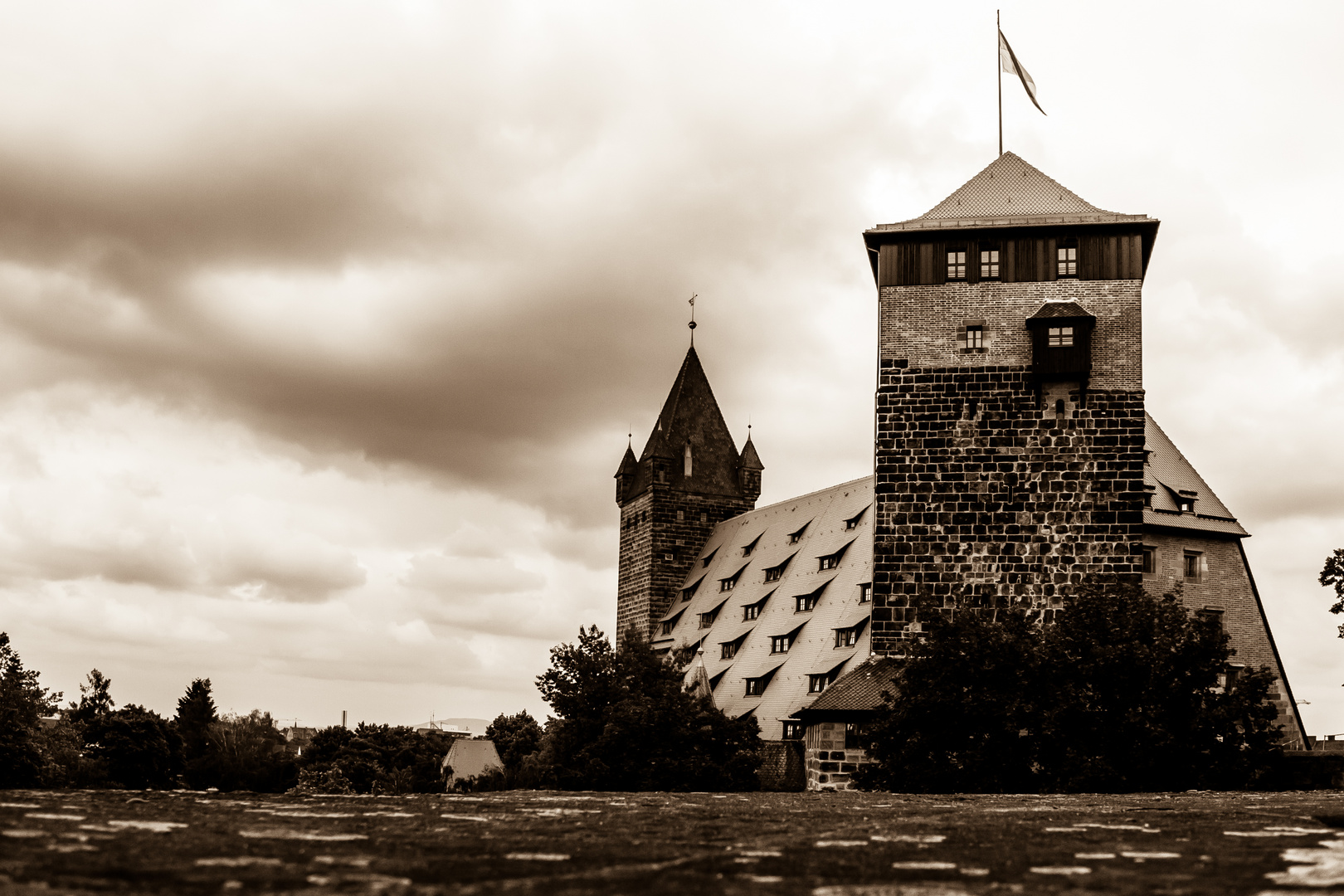 Nürnberger Burg in Sepia...