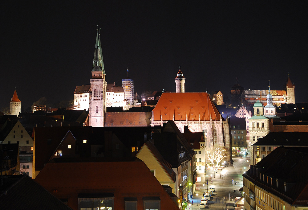 Nürnbergs Gerüste bei Nacht