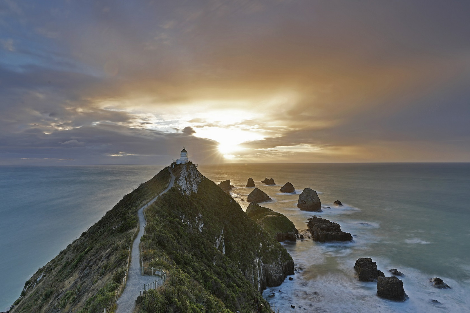 Nugget Point Lighthouse