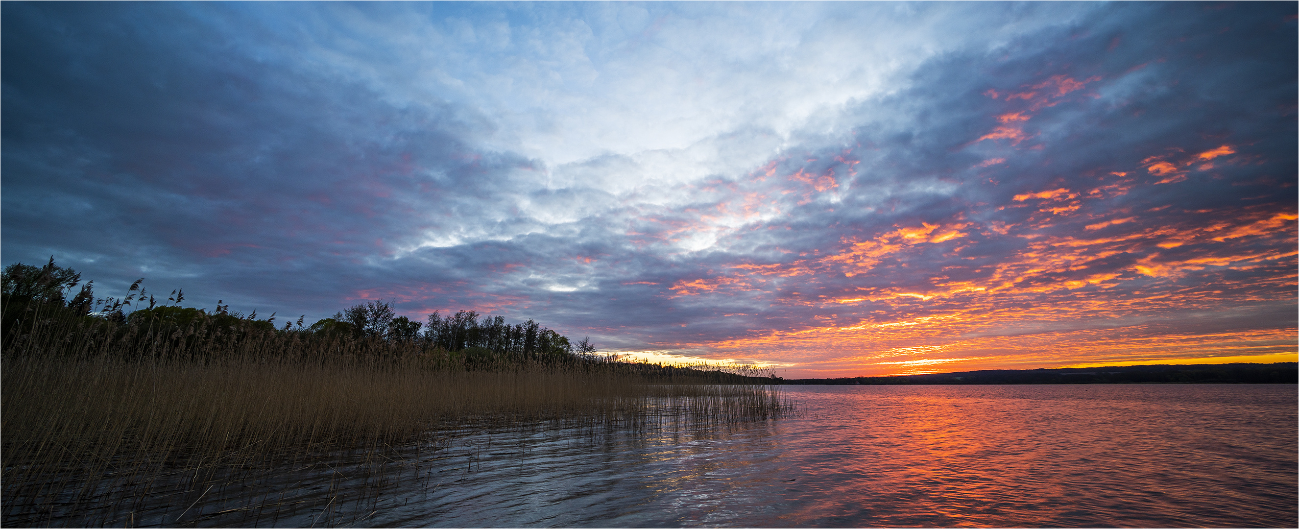 … Nuggetadern im Himmelsgestein …