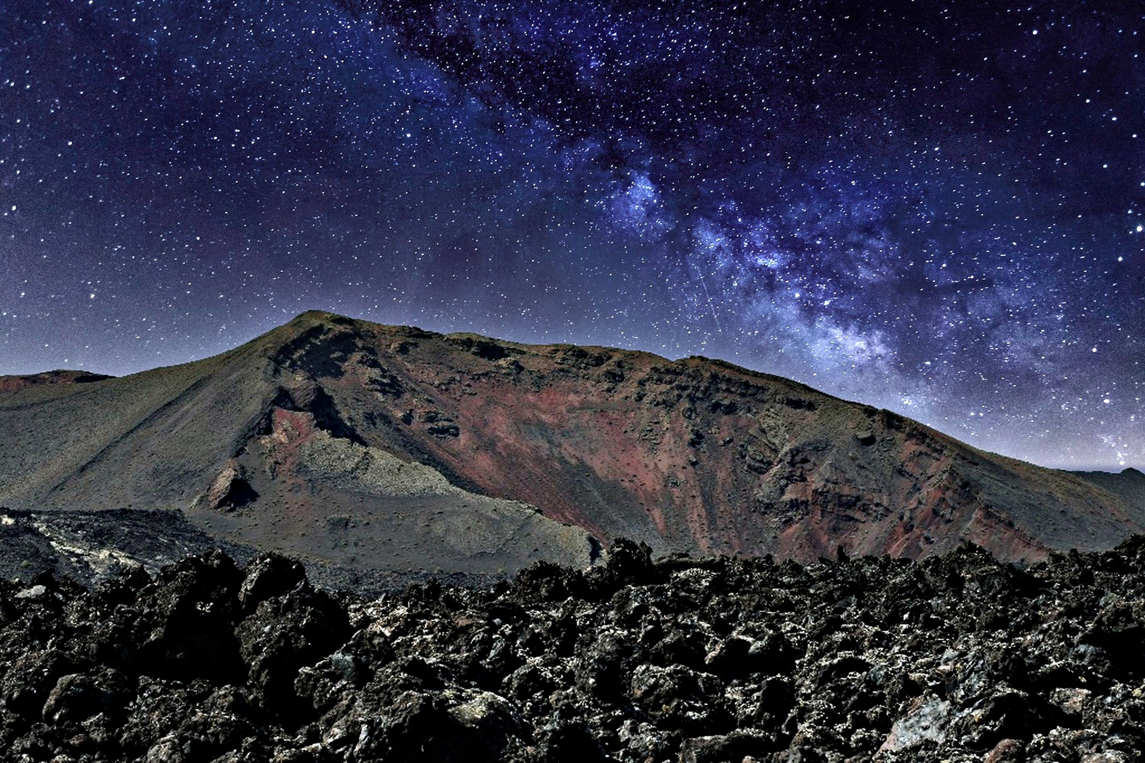 Nuit sur Timanfaya (ou sur le mont chauve !)