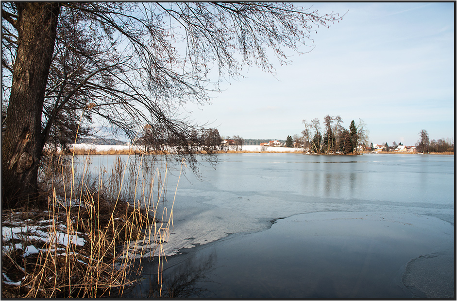 Nun friert er zu, der stille See..... Foto & Bild landschaft, bach