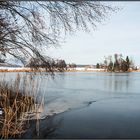 Nun friert er zu, der stille See.....