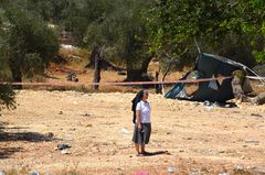 Nun participating protest against landconfication by Israeli administration in Palestine