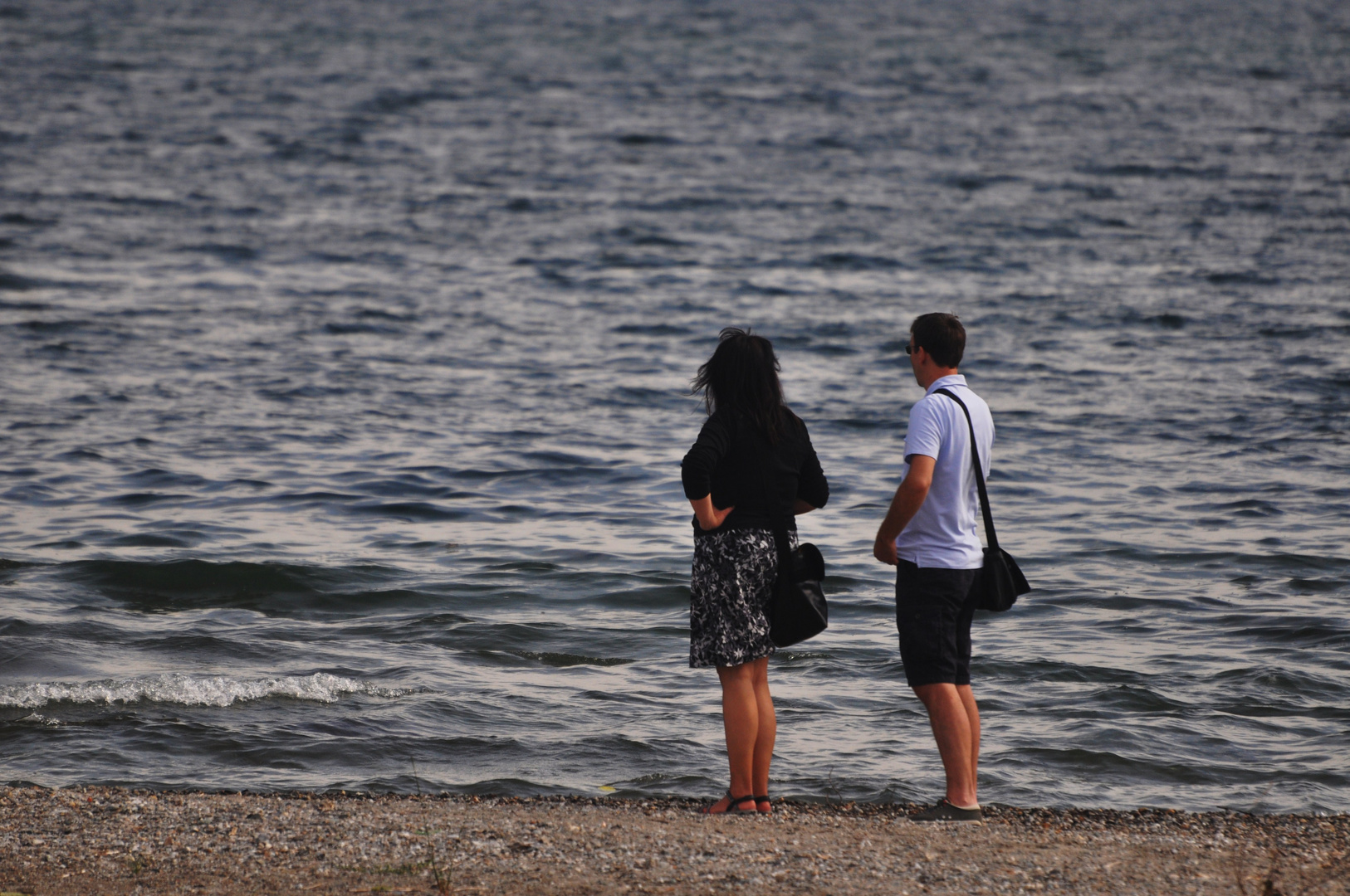 nun schauen sie Beide auf den See....(Fortsetzungsbild...)