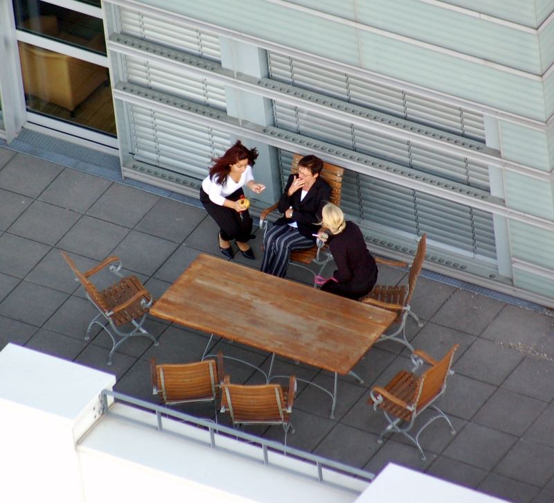 nur die harten kommen auf den Balkon