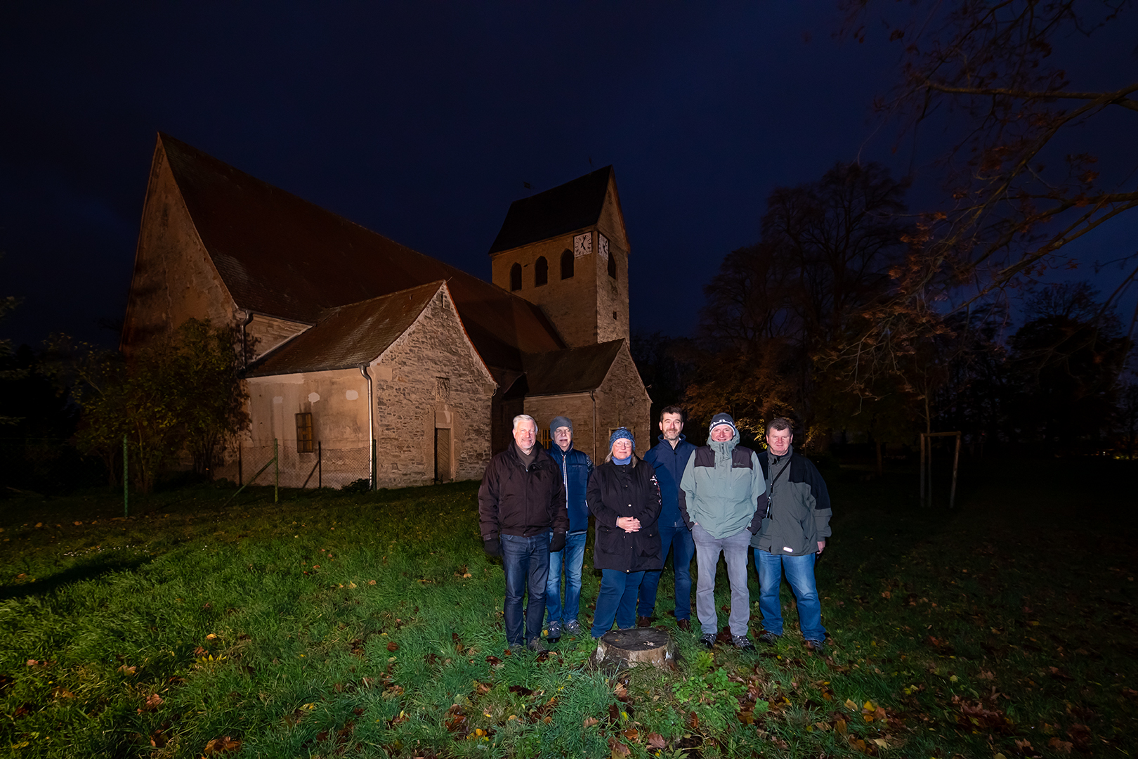 Nur die Harten stehen im KirchGarten...