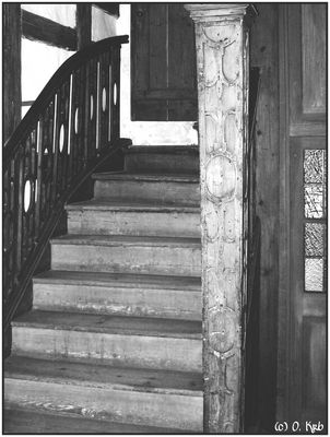 ... nur ein bescheidenes Treppchen ...