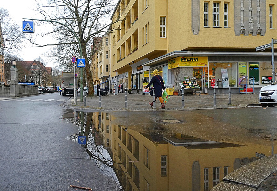 Nur eine Pfütze