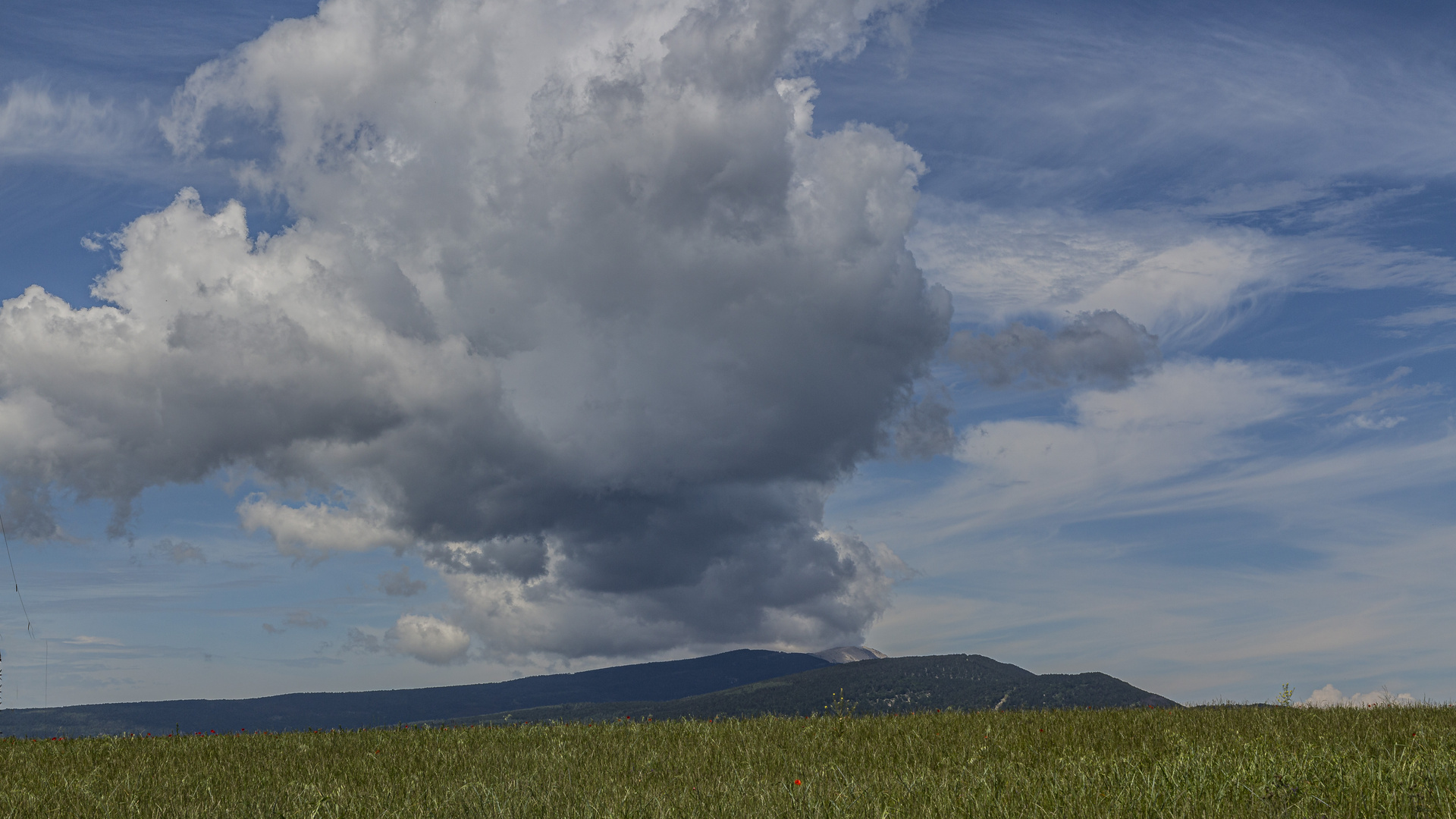 NUR EINE WOLKE