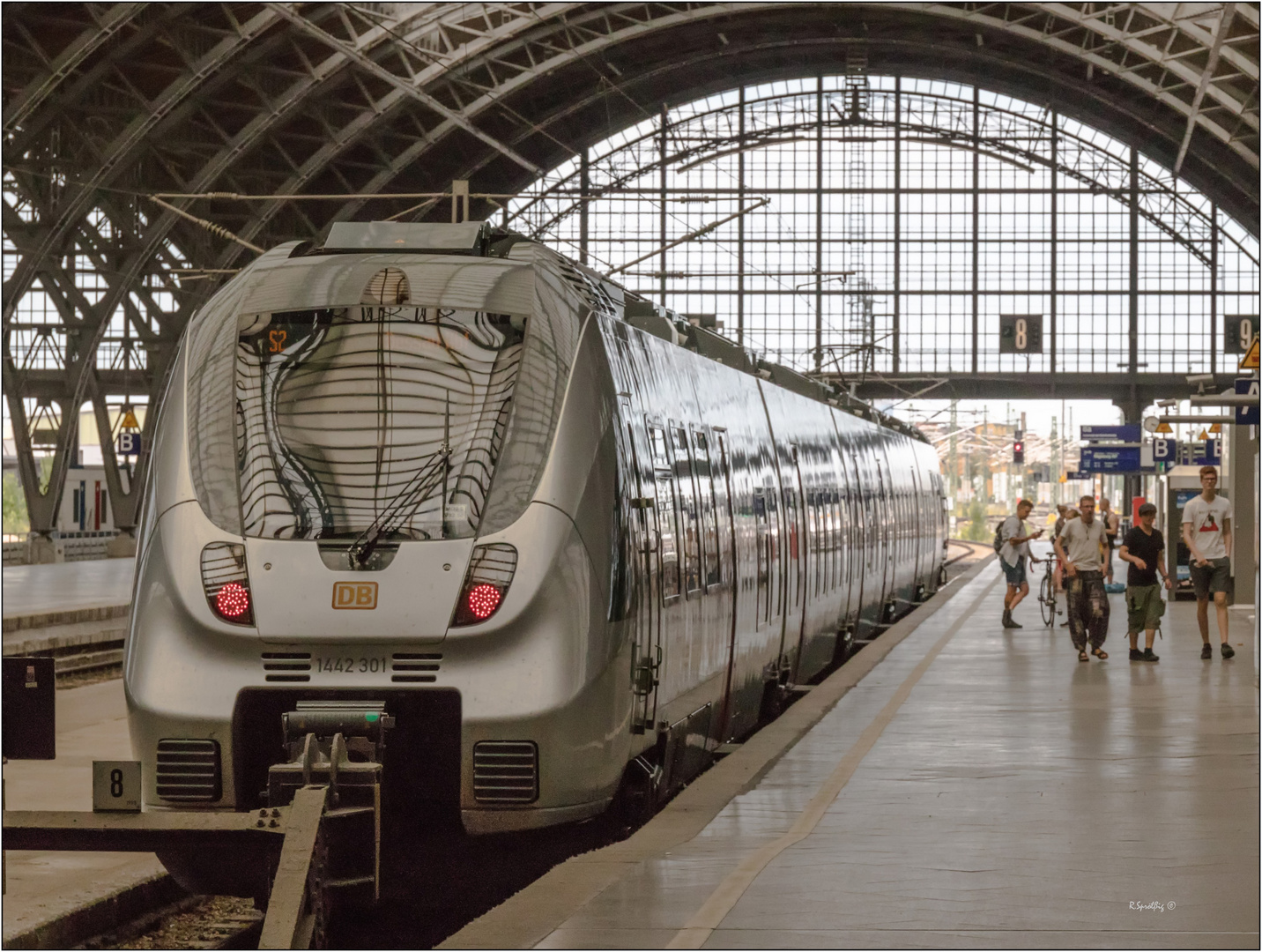 - nur gespiegelt - Foto & Bild | erwachsene, deutschland, europe Bilder