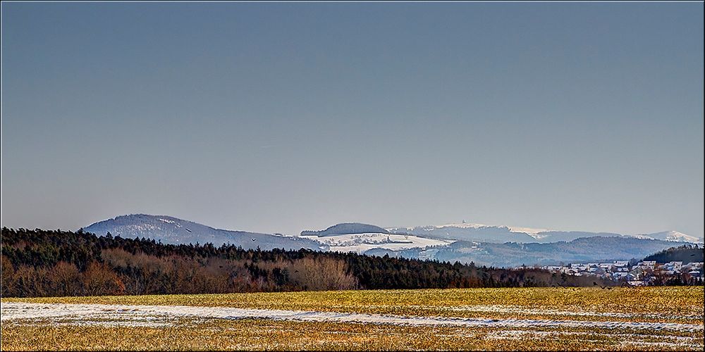 nur noch Schneereste