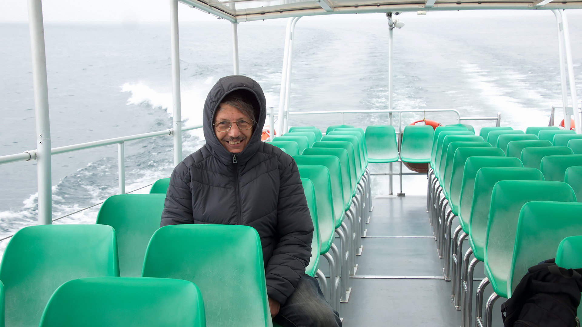 Nur so konnte man es auf dem oberdeck aushalten