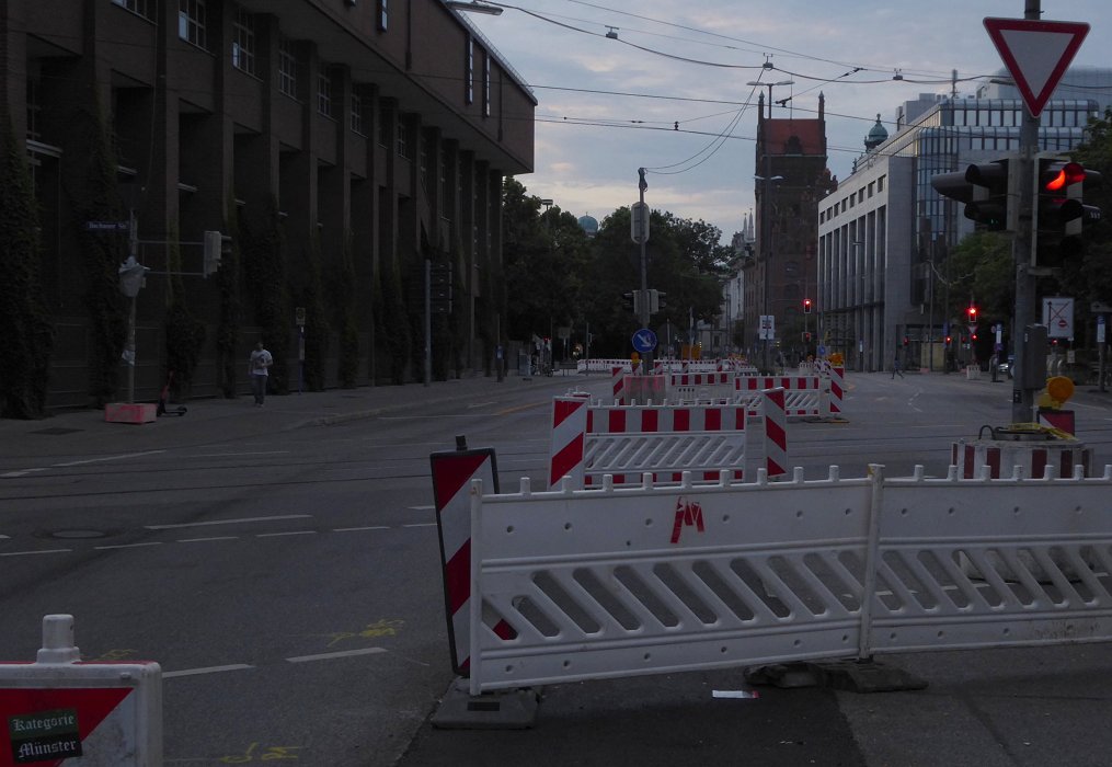 Nur Zombies füllen die Leere des Morgens