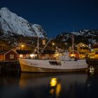 Nusfjord bei Nacht