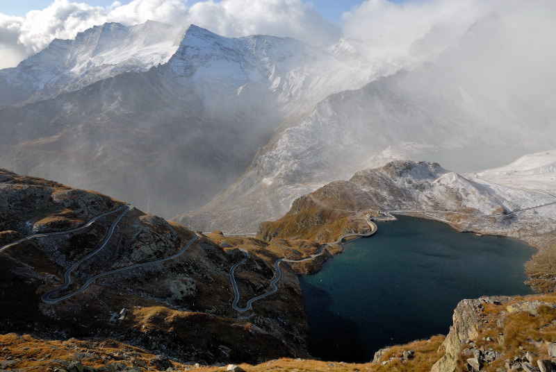 Nuvole sul lago