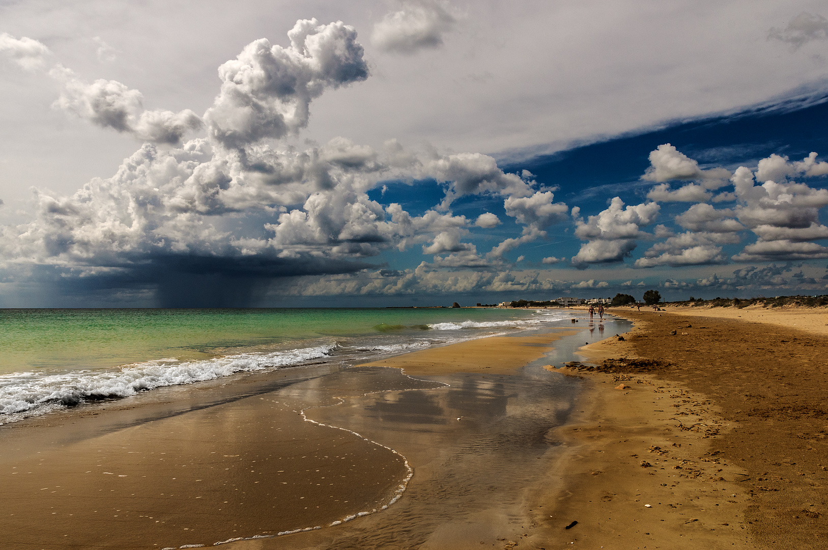 Nuvole sul mare