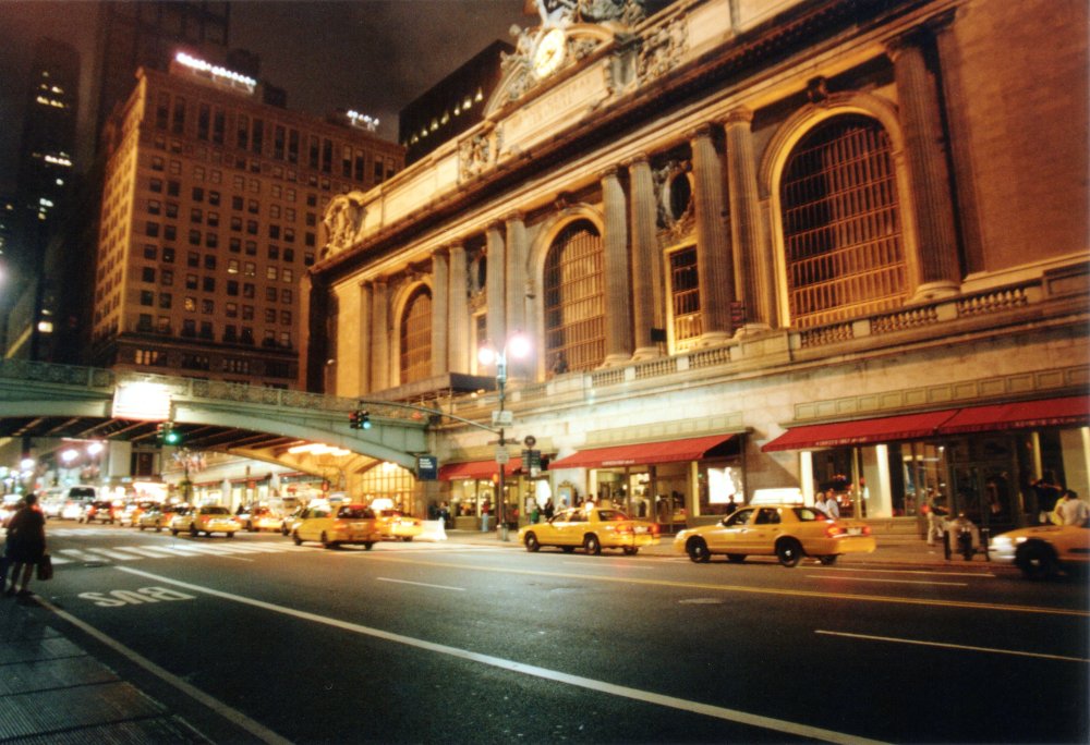 NY Central Station at night (foto scan)
