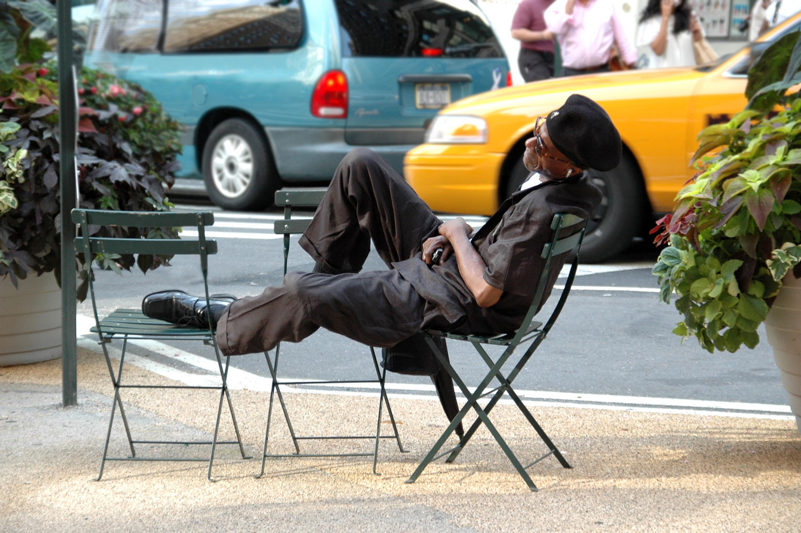 NY2009 Resting in Time Square