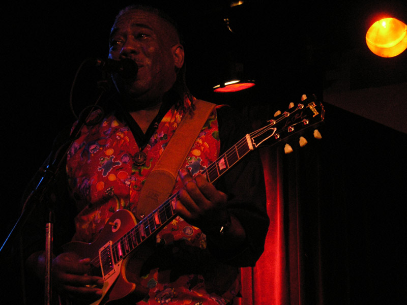 "NYC Blues Power: MICHAEL HILL in Wien"