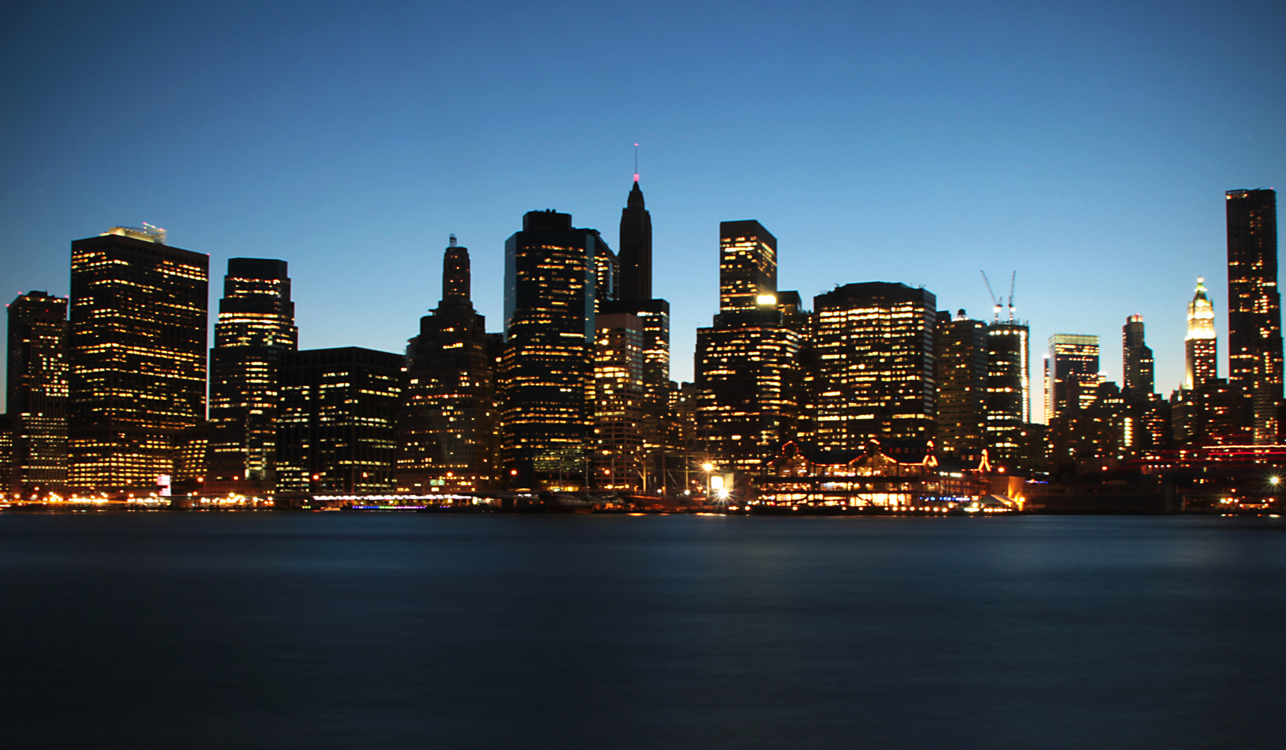 NYC Skyline bei Nacht