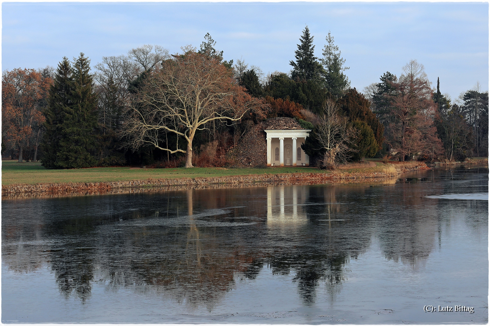 Nymphaeum Eisspiegelung