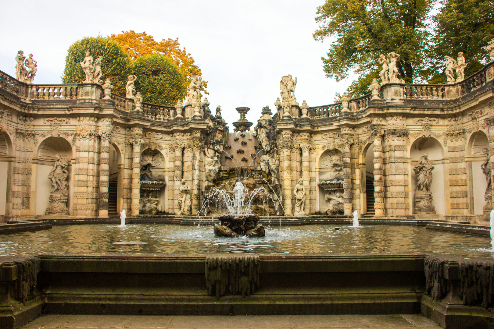 Nymphenbad im Dresdner Zwinger