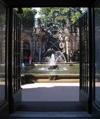 Nymphenbad im Zwinger