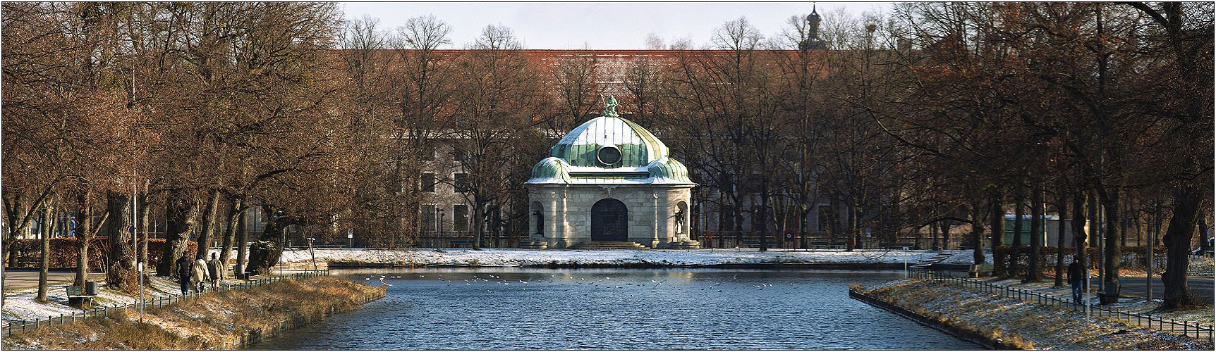 [ Nymphenburg ] ... Kanal ohne ...