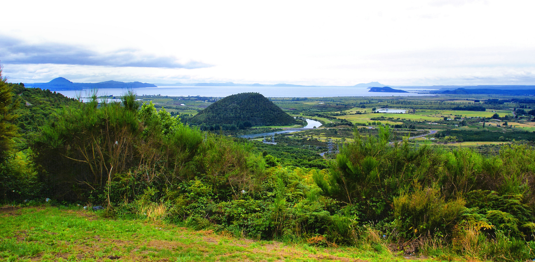 NZ Blick auf den Lake Taupo