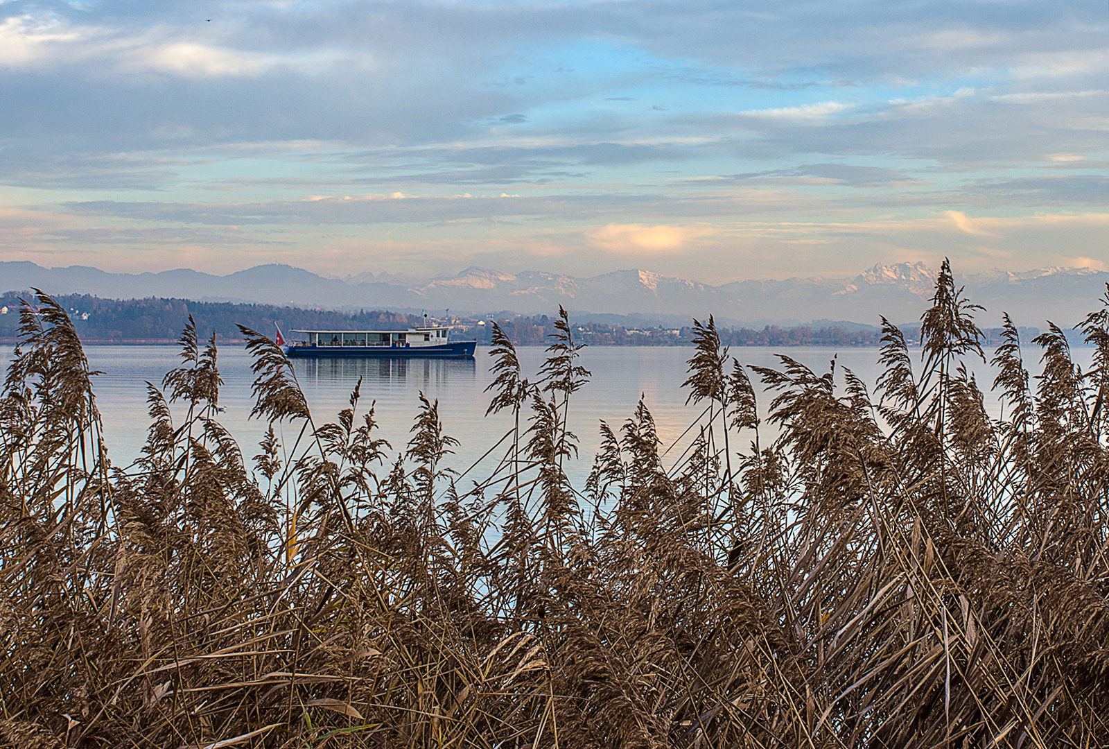 o barco azul (ausgerichtet)