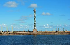 O Monumento do Artista Francisco Brennand no Marco Zero do Recife