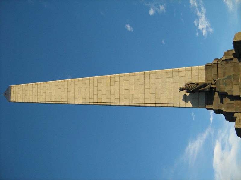 Obelisk auf dem One Tree Hill