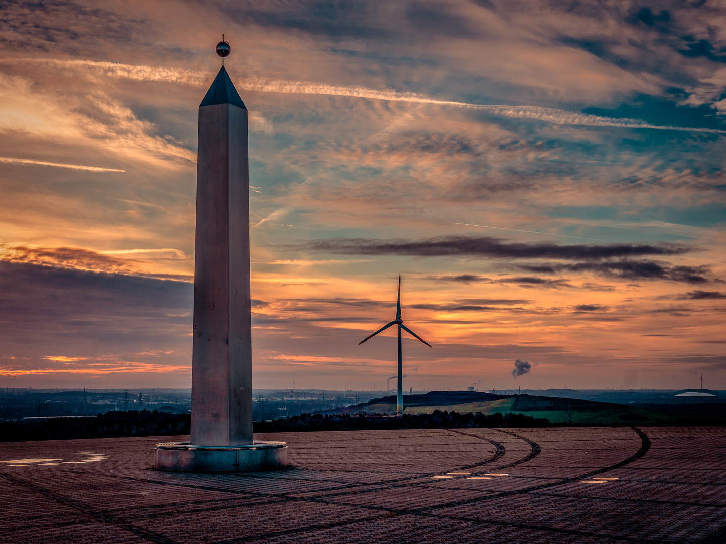 Obelisk auf der Halde Hoheward