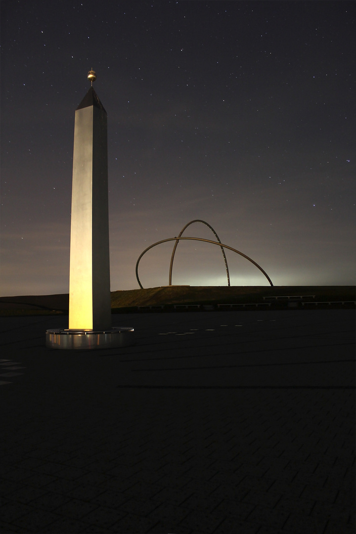 Obelisk, Horizontobservatorium